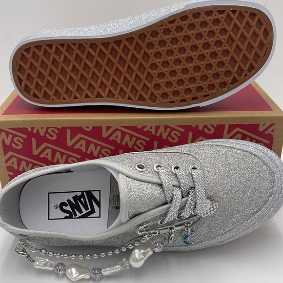 Vans WMNS Authentic 44 D Cosmic Traveler Pearl Gre
VN0A7Q5CPEA Sneakers - Picture 4 of 16